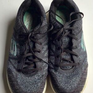 Women sketches black with green shoes size 10~40